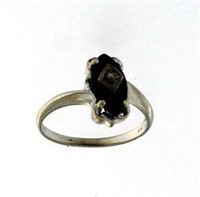 10kt Gold Vintage Black & Diamond Ring