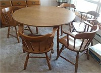 Table & 5 chairs, 2 leaves  47" diameter
