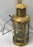 Brass ship's lamp 14" tall         (k 141)