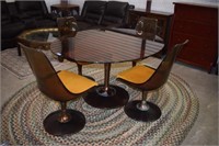Set of Mid Century Tulip Shaped Dining Table &