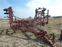 CASE IH 4900 32' FOLDING FIELD CULTIVATOR