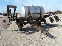 JOHN BLUE 8 ROW LIQUID FERTILIZER APPLICATOR