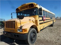 2000 MODEL 3800 INTERNATIONAL SCHOOL BUS