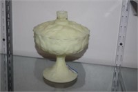 Vtg Custard Glass Lidded Bowl on Pedestal