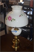 Vtg Table Lamp w/ Hand Painted Roses