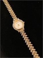Elegant Ladies Bulova 14k Gold Link Diamond Watch
