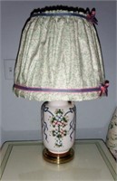 Portuguese export table lamp with floral