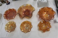 6 pieces carnival glass.