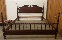 Kincaid Mahogany King Size Bed
