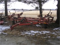 INTERNATIONAL 18' 45 VIBRA SHANK FIELD CULTIVATOR