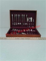 1847 Rogers Bros remembrance silverware set