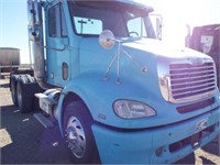 2006 Light  Blue Freightliner Columbia Truck