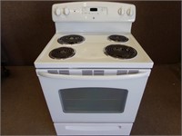 G.E. SELF CLEANING COIL ELECTRIC RANGE