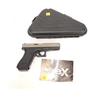 Glock Model 22 .40 S&W, 4.48" barrel with NIB-X