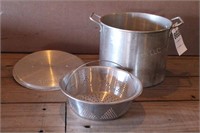 Aluminum Cook Pot w/Basket Strainer