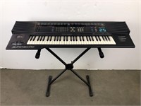 Kawai Keyboard with stand