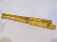 Pair of small collector bats