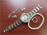WATCH, NECKLACE, RING AND BRACELET