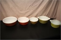 Five Pyrex Bowls