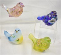 FOUR FENTON BIRD FIGURINES