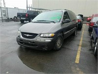 1998 Chrysler Town & Country