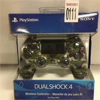 PLAY STATION DUAL SHOCK 4 WIRELESS CONTROLLER