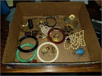 Box of jewelry several pieces are gold filled or