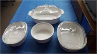 Casserole dishes with lids