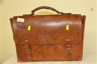 Vintage leather briefcase.(JCL)