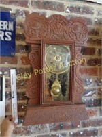 Antique Wall Clock with Key 2