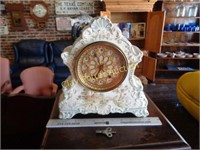 Antique Mantle Clock with Key