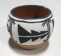 2.5" Tall Ceramic Santo Domingo Native Bowl