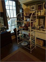 Metal etagere