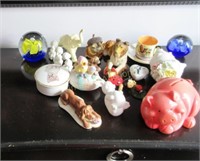 Figurines including paperweights