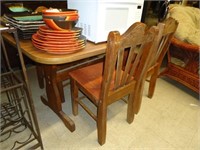 Dinette Table With 4 chairs