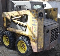 2001 Gehl 3825SX skid loader w/scraper & bucket