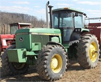 1983 JD 4650 MFWD tractor, 3 remotes, 14 frt wts