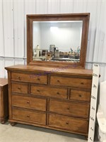 Dresser w/ attatched mirror