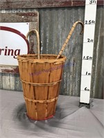 Wood basket w/ 2 canes