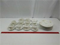 Tea cups, saucers & plates