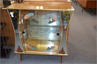 DISPLAY CABINET WITH DECORATIVE GLASS DOORS