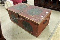 Early Blanket Chest -