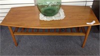 MID CENTURY COFFEE TABLE WITH SHELF; 46"