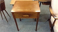 SIDE TABLE WITH DRAWER