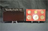 1975 UNITED STATES MINT PROOF SET