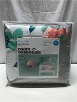NEW Room Essentials Dorm Bed Comforter 9R