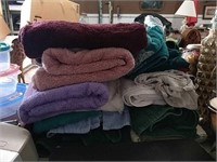 Nice Lot of Towels