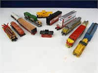 Assorted HO Scale Boxcars & Engines