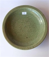 Longquan green glazed charger, Song dynasty,