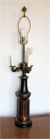 Classically Styled Ceramic Table Lamp